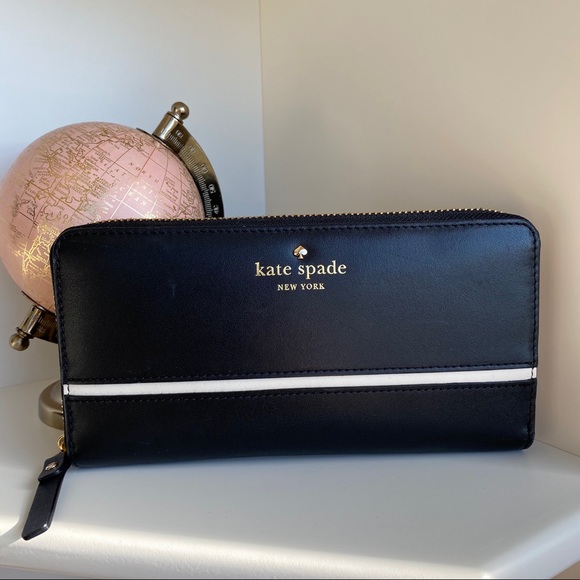 kate spade Handbags - Kate Spade Ziparound Wallet